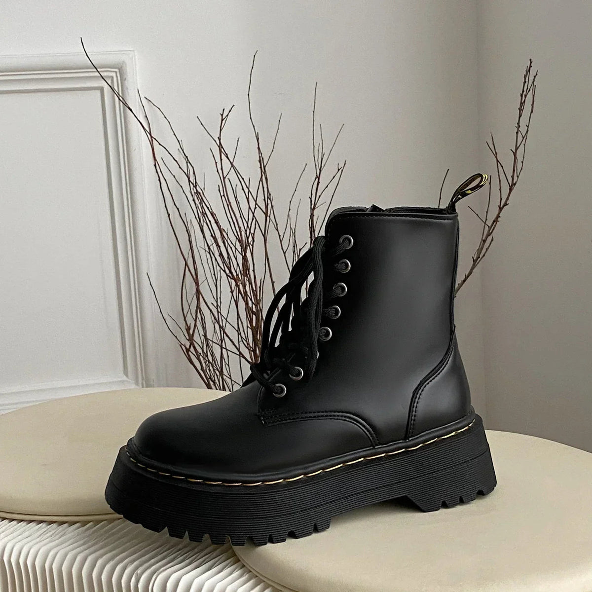 Bota Feminina Cano Curto Quebec